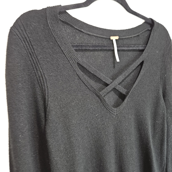 Free People Crisscross Black Tunic Top Long Flare Sleeve Womens Medium - Picture 9 of 15